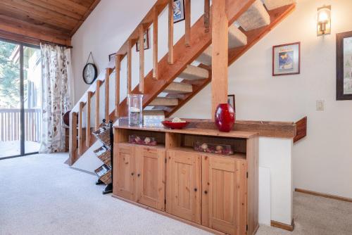 Mammoth Sierra Townhomes #25 - image 11