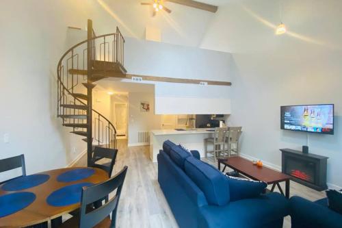 Brand New! MountainCreek SlopeSide Condo,Golf,&Spa