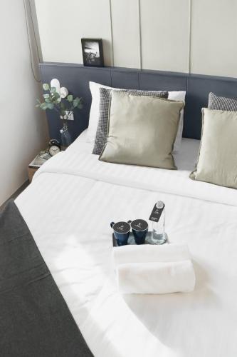 B48 Hotel Room Type - Standard Studio