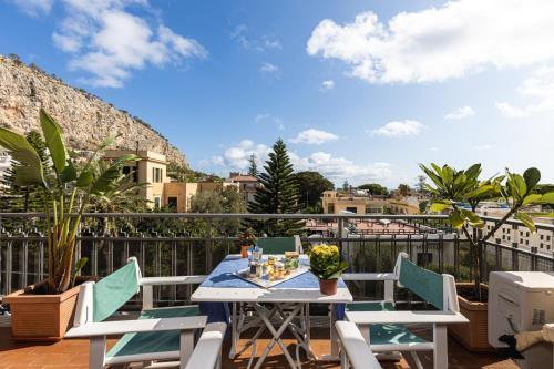  Olgas Apartment by DomuSicily in Palermo
