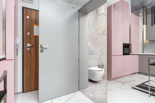 Premium Apartments Business Center by Renters Prestige