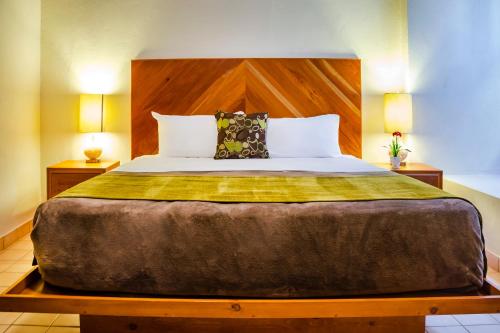 276523060 Castillo Blarney Inn