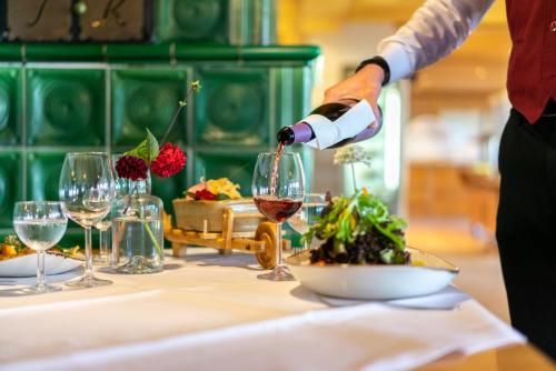 餐廳, 山頂飯店 (Berggasthof Hochsten) in 德根豪塞爾塔爾