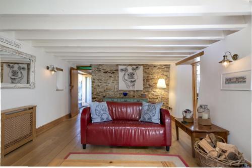 Mowhay Barn - image 7