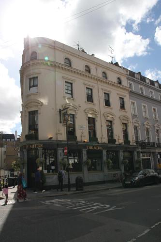 Elysee Hyde Park - image 6