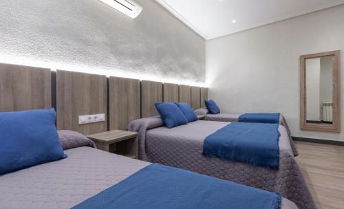 Hostal María Luisa - image 2