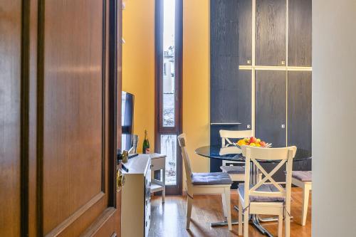 Apartment with Balcony image 8
