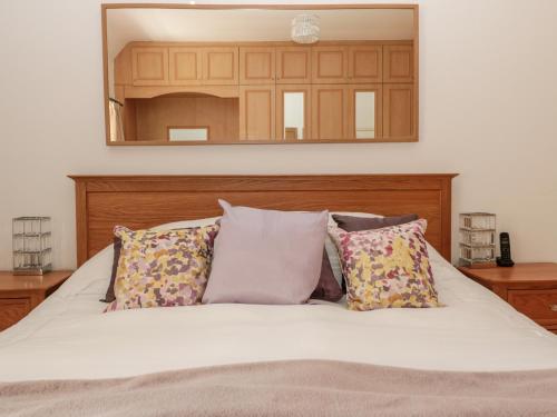 1A Chantry Place - image 12