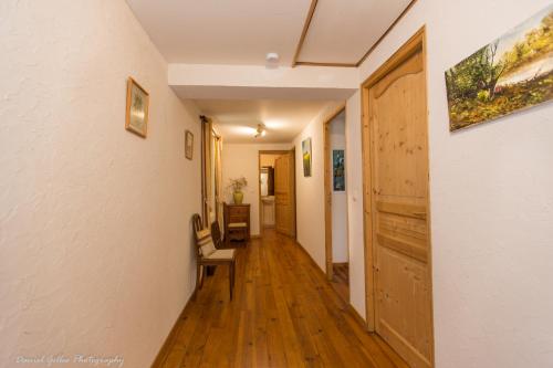 Előcsarnok, Domaine de Beaufort in Saint Front De Pradoux