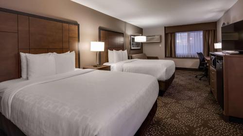Queen Room with Two Queen Beds