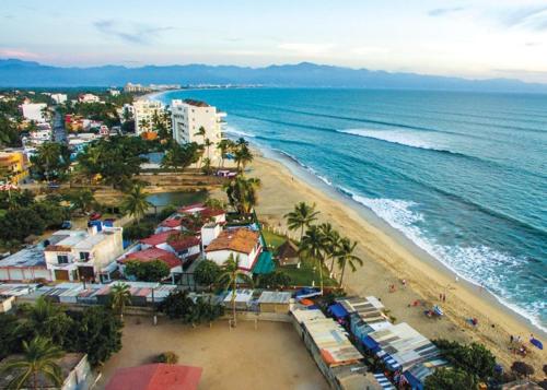 Beautiful Condo Sun City, Beach view, .5 km to ocean #1