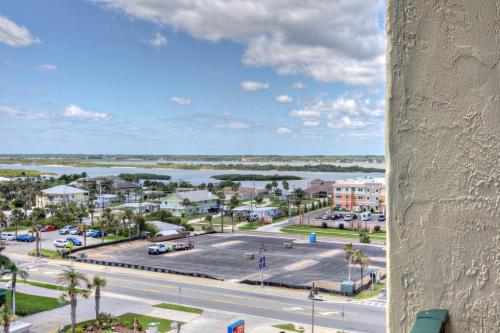 Sunglow Resort Condo Unit #805 - image 4