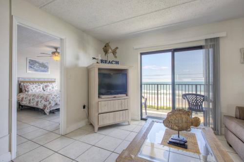 Atlantic 22 Condo Unit #402 - image 2