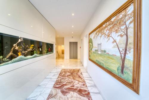 TEMPORARYFLAT Luxury Penthouse