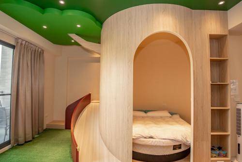 綠竹弄親子民宿附設背包客房 in Distrik Guiren