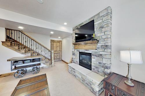 Shores at Stillwater Retreat - Near Deer Valley townhouse - image 5