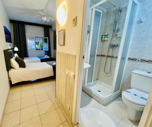  Hostal Lleida in Barcelona