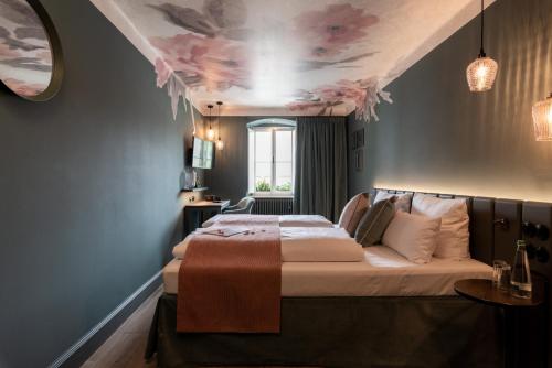 Hotel / Weingut Meintzinger - image 8