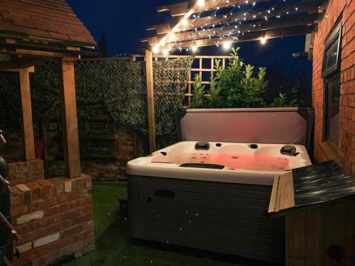 Bank House Barn - image 2