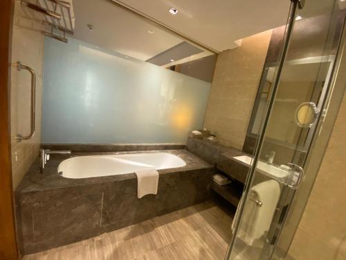 2023 홀리데이 인 뉴 델리 마유르 비하르 노이다 (Holiday Inn New Delhi Mayur Vihar Noida) 호텔 리뷰 및 할인 쿠폰 - 아고다 2023 홀리데이 인 뉴 델리 마유르 비하르 노이다 (Holiday Inn New Delhi Mayur Vihar Noida) 호텔 리뷰 및 할인 쿠폰 - 아고다