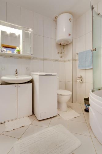 Montenegro Apartments Utjeha - image 8