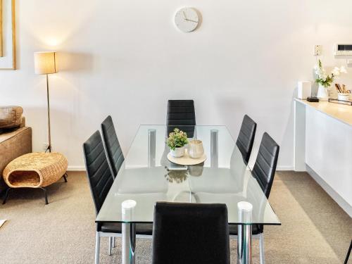 Three-Bedroom Apartment image 9