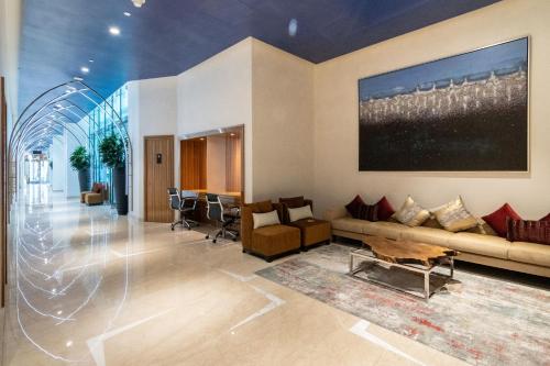 The Smart Concierge - Damac Prive