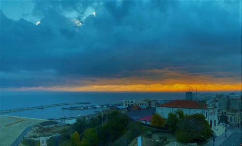 Apartment with Frontal Sea View