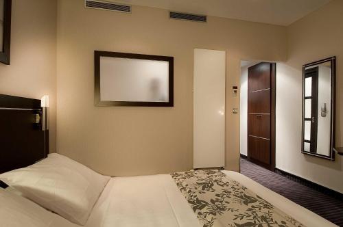 Hotel Choiseul Opera – Paris, TX