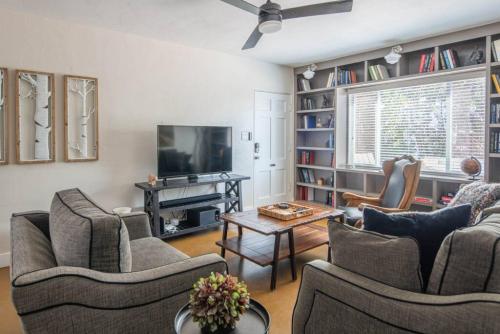 WanderJaunt - Estrella - 2BR - Central Phoenix - image 4