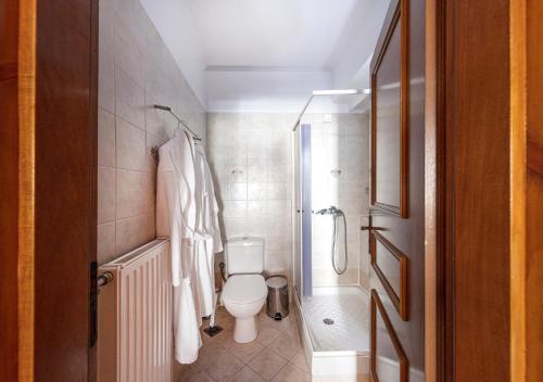 Stone Suites by White Hills - image 5