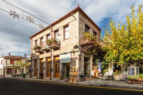 Stone Suites by White Hills - image 8