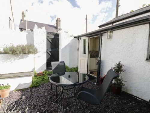Menai Cottage - image 8