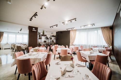 Restaurant, Hotel Barcode Wellness & Spa in Sombor