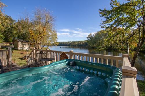 bubbelbad, Wilderness Presidential Resort in Fredericksburg City Center