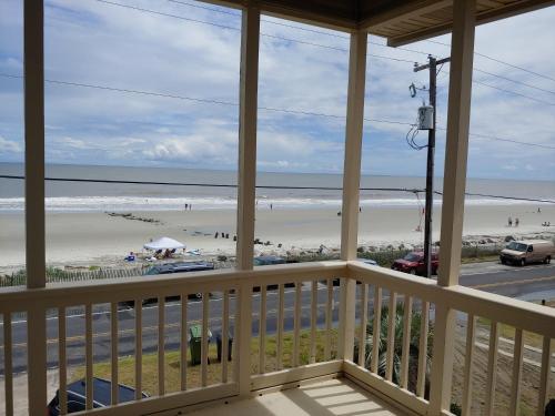 1508 E Ashley - Paradise on the Washout - Oceanfront, Folly Beach (foto 7)