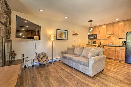 Cozy Mtn Hideaway, 4 Mi to Winter Park Resort!
