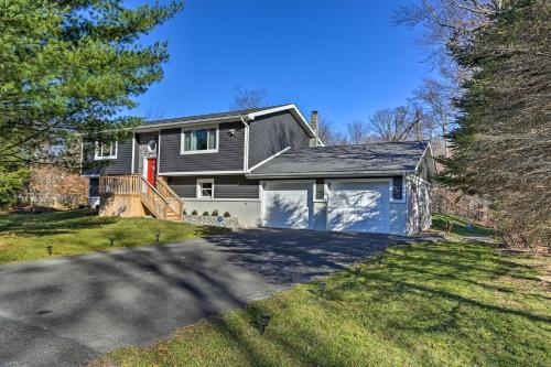 Tobyhanna Home with Hot Tub and Resort Amenities