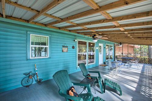 Cozy Cottage on Lake O The Pines with Lake Views! in Avinger, USA