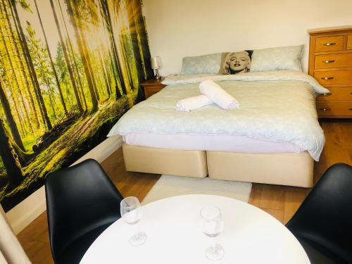 Quiet By M1- London - 8 Min Drive To Luton Airport, , Bedfordshire