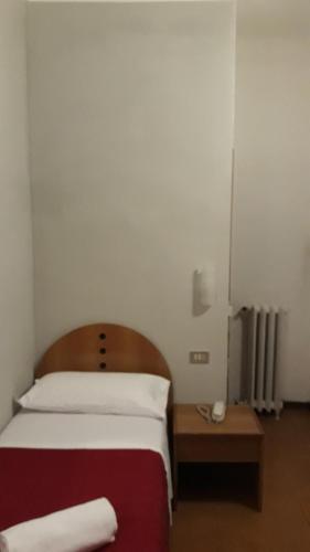 Hotel Tirreno – Milan, DC