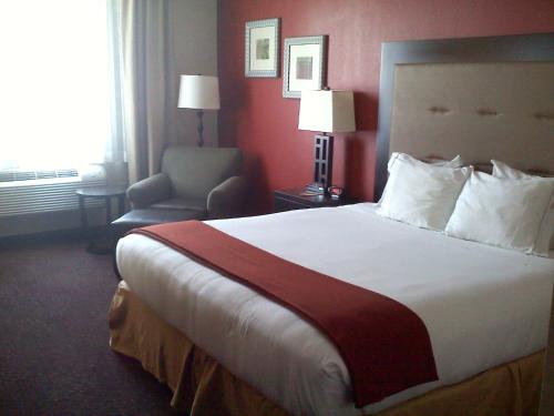 Holiday Inn Express Harvey-Marrero