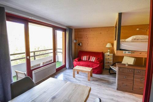 Le Relai S31 - Grand et lumineux studio avec coin montagne 4-6 pers, tout équipé, avec WIFI, à 30m des pistes avec un grand balcon, DRAPS NON COMPRIS