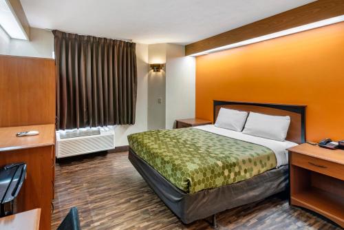 1 queen bed