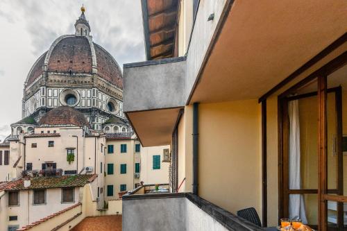 Apartment with Balcony image 3
