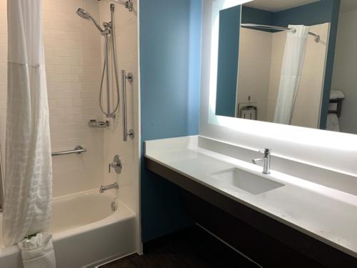 WoodSpring Suites Pecos