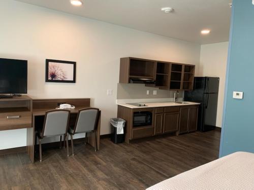 WoodSpring Suites Pecos