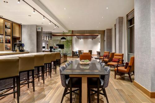 ห้องอาหาร, ไฮแอท เพลส ปรินซ์ จอร์จ (Hyatt Place Prince George) in ปริ้นซ์ จอร์จ (BC)