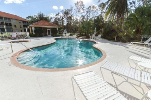 Coral Falls of Lely w Tiki Huts & Heated Pool – Naples, FL