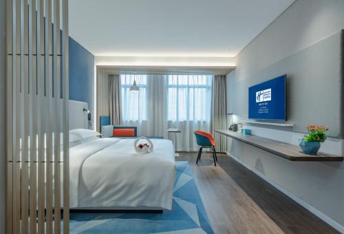 room detail thumbnail 1